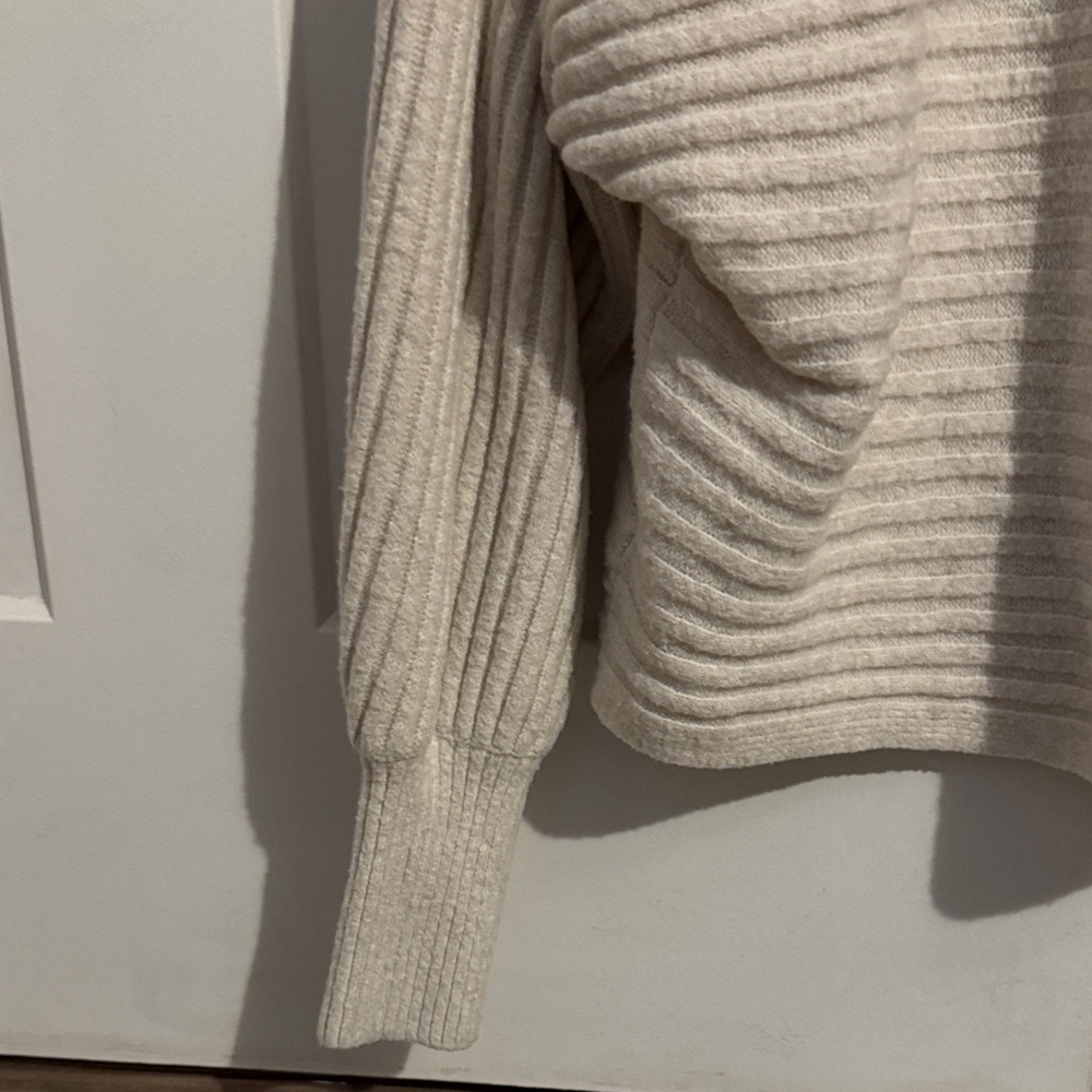Pink Rose Cream Ribbed Sweater - Picture 4 of 5